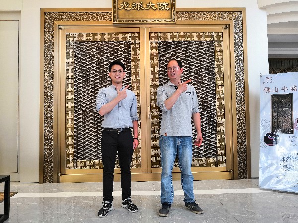 銅門安裝有問題？銅門老師傅出馬