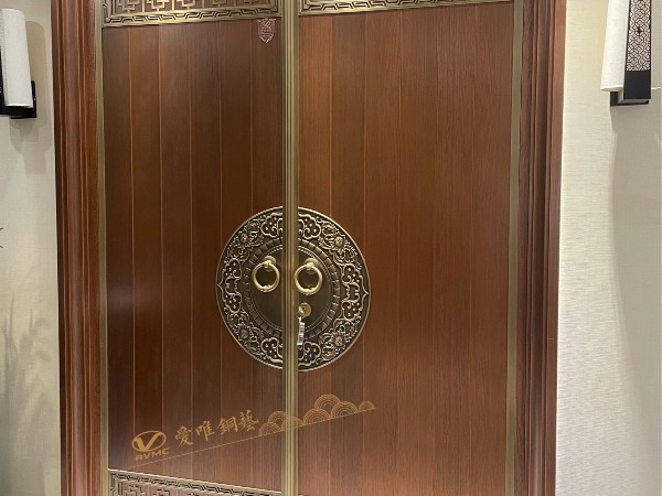 佛山別墅銅門廠家愛(ài)唯銅藝——?jiǎng)e墅銅門新中式風(fēng)格