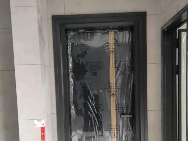 佛山別墅銅門廠家愛唯銅藝——順德別墅銅門簡(jiǎn)約輕奢款